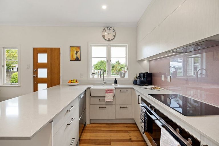 Photo of property in 36 Pearsons Avenue, Claudelands, Hamilton, 3214