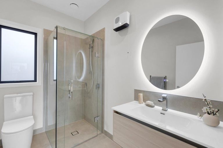 Photo of property in 19b Silverwood Lane, Leamington, Cambridge, 3495