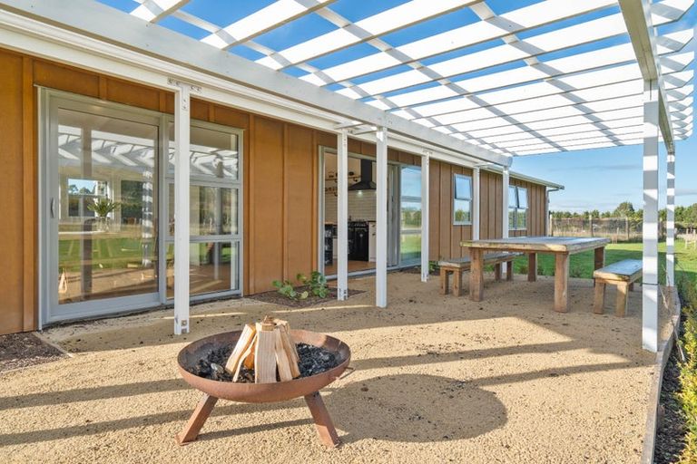 Photo of property in 440 Haringa Road, Carrington, Carterton, 5791