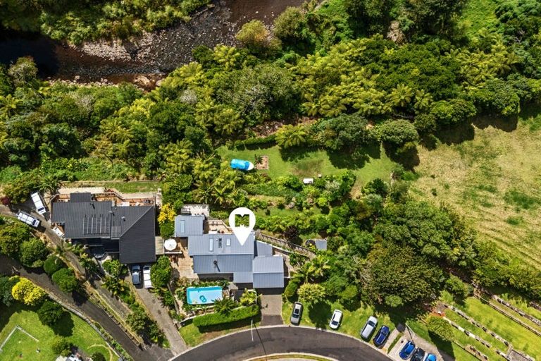 Photo of property in 7 Butlers Lane, Oakura, 4314