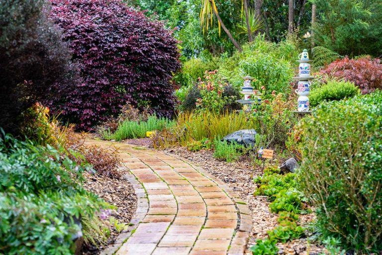 Photo of property in 65 Pahi Road, Paparoa, 0571