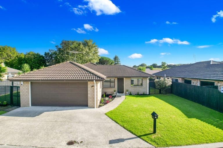 Photo of property in 33 Willowgrange Place, Pukekohe, 2120