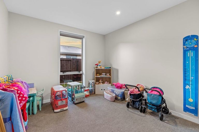 Photo of property in 103 Ballintoy Park Drive, Welcome Bay, Tauranga, 3175