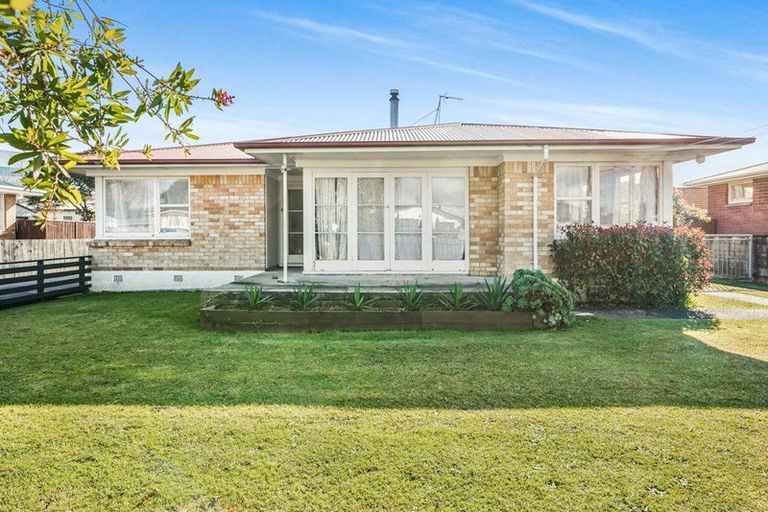 Photo of property in 24 Cotton Street, St Andrews, Hamilton, 3200