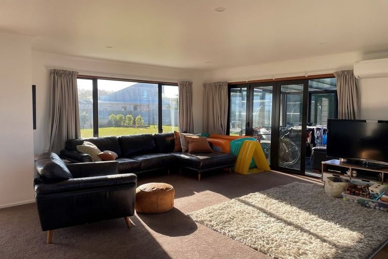 Photo of property in 12 Okahau Terrace, Warrington, 9471