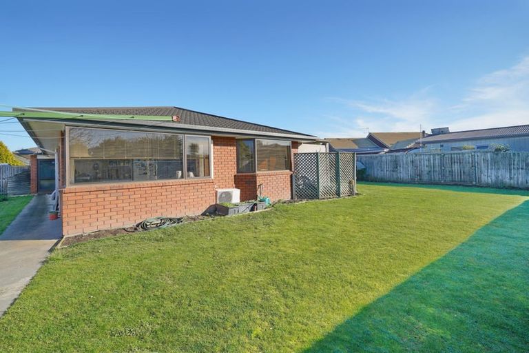 Photo of property in 14 Hewitts Road, Woodend, 7610