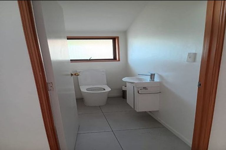 Photo of property in 6 Brigid Place, Mount Pleasant, Christchurch, 8081