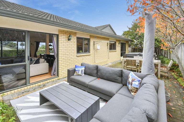 Photo of property in 1 Amarillo Place, Manurewa, Auckland, 2105