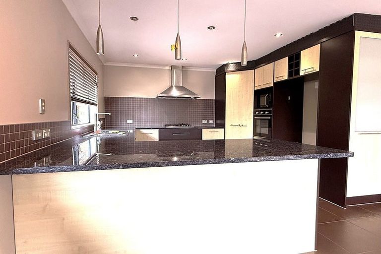 Photo of property in 28b Bucklands Beach Road, Bucklands Beach, Auckland, 2012