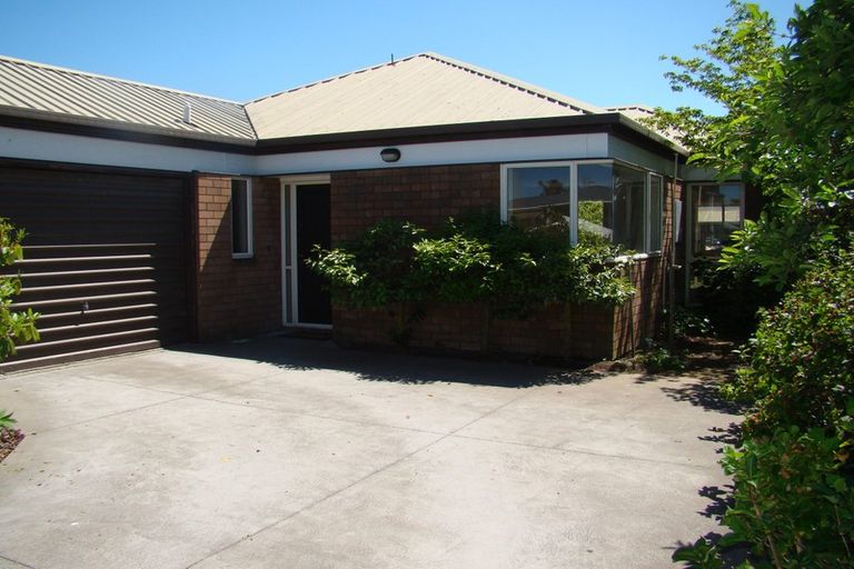 Photo of property in 23 Suva Street, Upper Riccarton, Christchurch, 8041