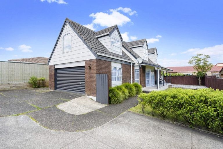 Photo of property in 229 Edmonton Road, Te Atatu South, Auckland, 0610