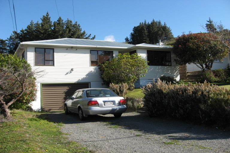 Photo of property in 17 Mcgowan Road, Wainuiomata, Lower Hutt, 5014