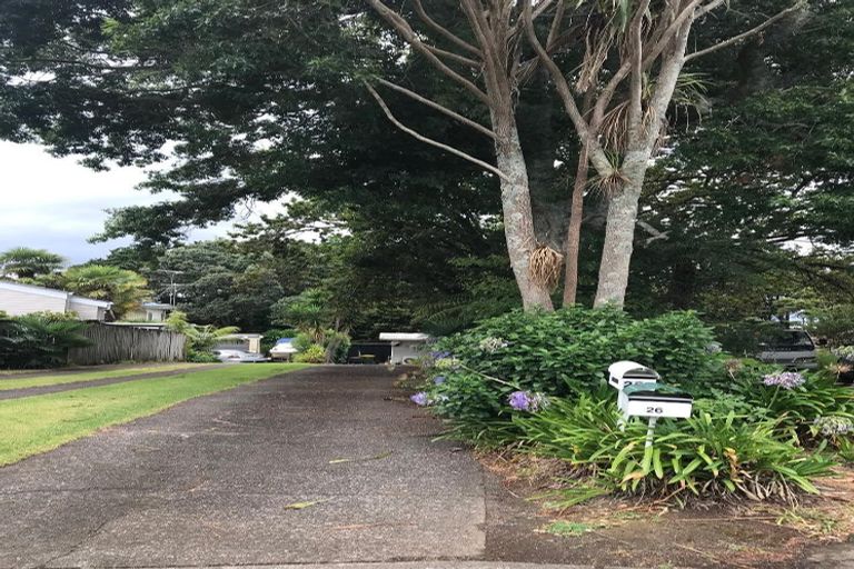 Photo of property in 26 Hillcrest Grove, Hillpark, Auckland, 2102