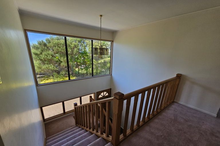 Photo of property in 1/979 Beach Road, Torbay, Auckland, 0630