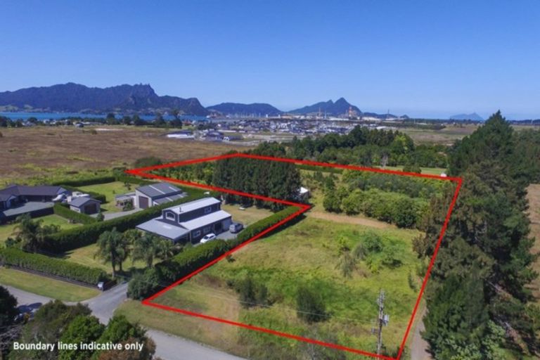 Photo of property in 73 Pyle Road East, Ruakaka, 0171