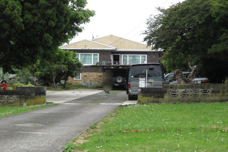 Photo of property in 11 Hall Avenue, Mangere, Auckland, 2022