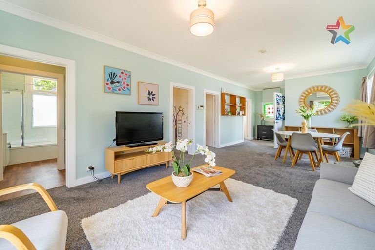 Photo of property in 13 Pitt Street, Moera, Lower Hutt, 5010