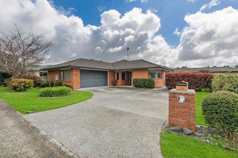 Photo of property in 24 Eastside Drive, Pukekohe, 2120