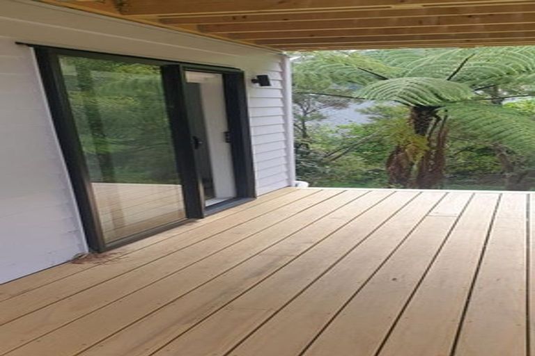 Photo of property in 65 York Street, Picton, 7220