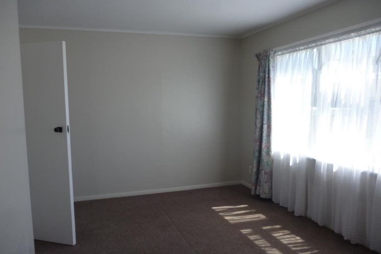 Photo of property in 121 Hampshire Street, Cannons Creek, Porirua, 5024