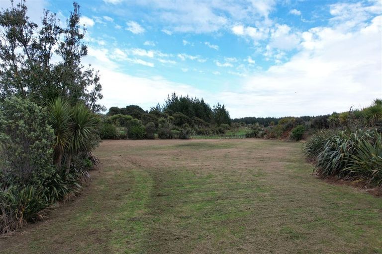 Photo of property in 83 Waitarere Rise Avenue, Waitarere, Levin, 5510