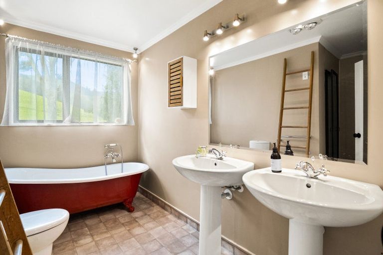 Photo of property in 11 Chelivode Street, Waitati, 9085