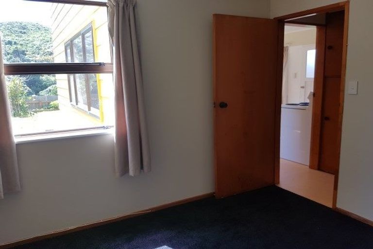 Photo of property in 138 Rangituhi Crescent, Takapuwahia, Porirua, 5022