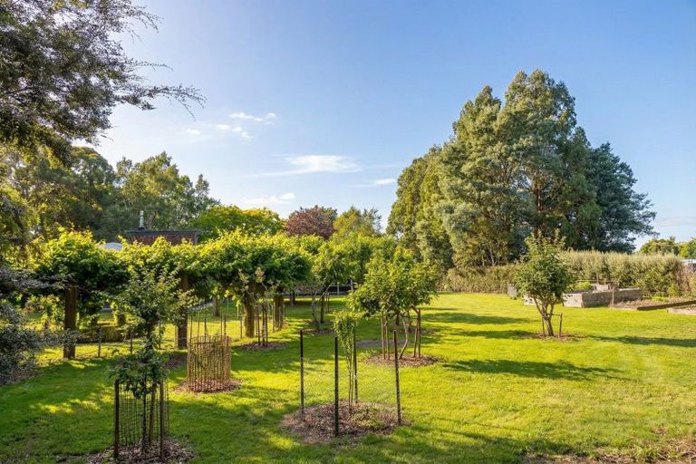 Photo of property in 42 Kuratawhiti Street, Greytown, 5712