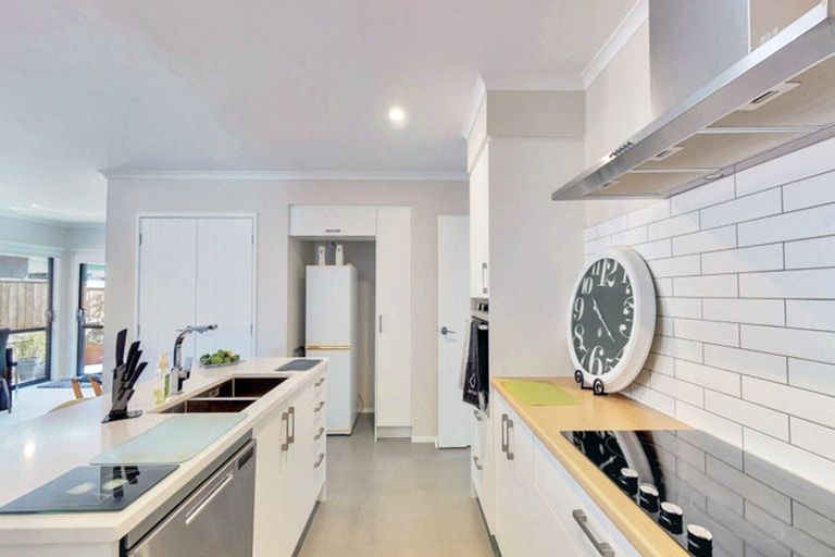 Photo of property in 5 Awataha Crescent, Pyes Pa, Tauranga, 3110