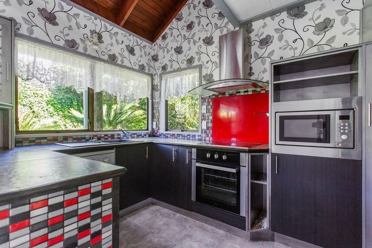Photo of property in 313 Don Buck Road, Massey, Auckland, 0614