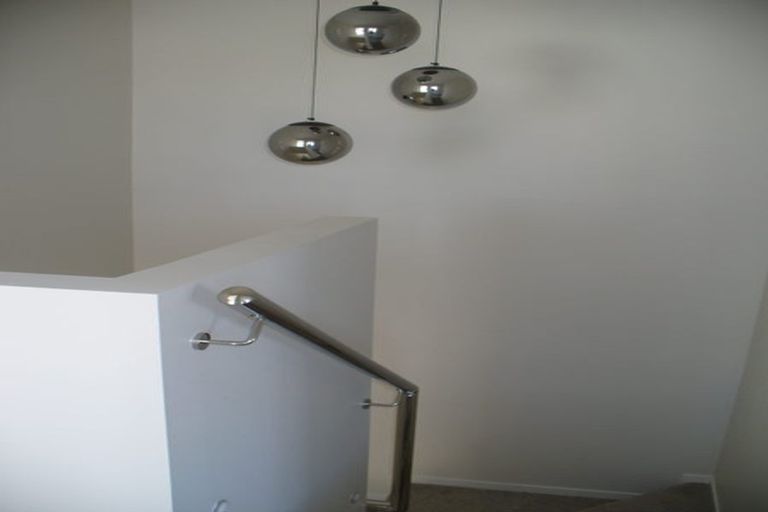 Photo of property in 27 Von Sturmer Street, Mangere East, Auckland, 2024