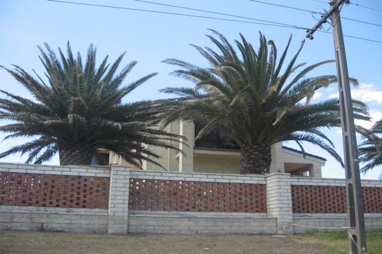 Photo of property in 185 Pukehina Parade, Pukehina, Te Puke, 3189