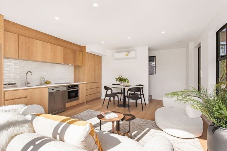 Photo of property in 1/13 Moa Place, Christchurch Central, Christchurch, 8013
