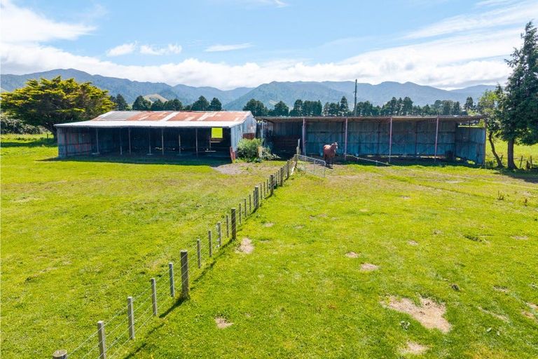 Photo of property in 633 Kiritaki Road, Dannevirke, 4972