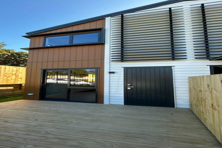 Photo of property in 12/196 Royal Road, Massey, Auckland, 0614