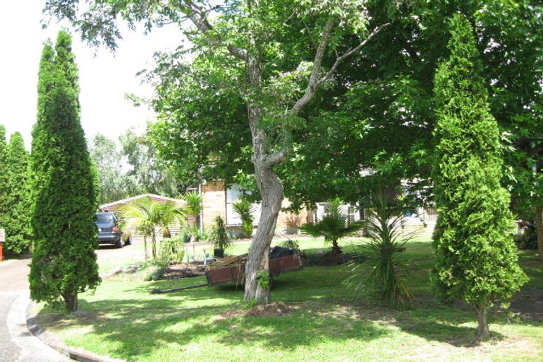 Photo of property in 5 Carlinka Place, Conifer Grove, Takanini, 2112