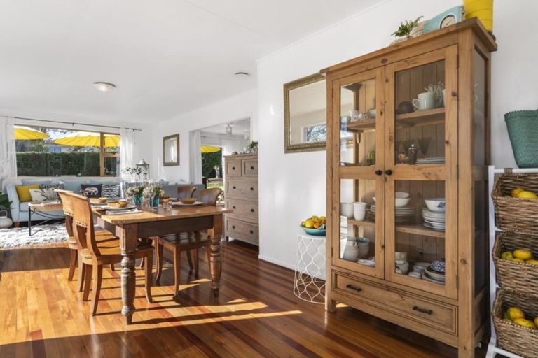 Photo of property in 8 Walnut Grove, Omokoroa, 3114