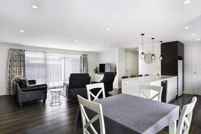 Photo of property in 15 Maple Grove, Solway, Masterton, 5810