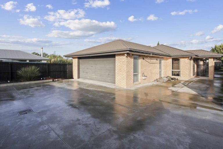 Photo of property in 10 Netley Place, Aranui, Christchurch, 8061