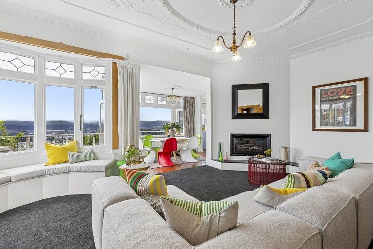 Photo of property in 39 Mills Road, Brooklyn, Wellington, 6021