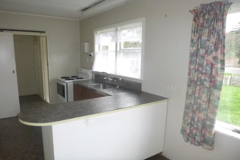 Photo of property in 76 Wood Street, Wainuiomata, Lower Hutt, 5014