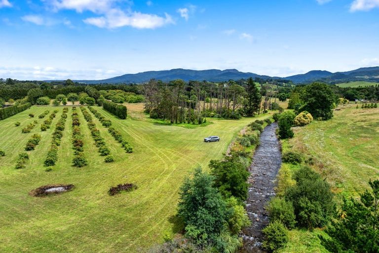 Photo of property in 30b Thompsons Track, Aongatete, 3178