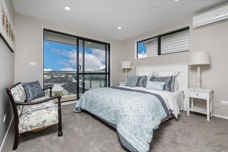 Photo of property in 29 Ascension Crescent, Orewa, 0931