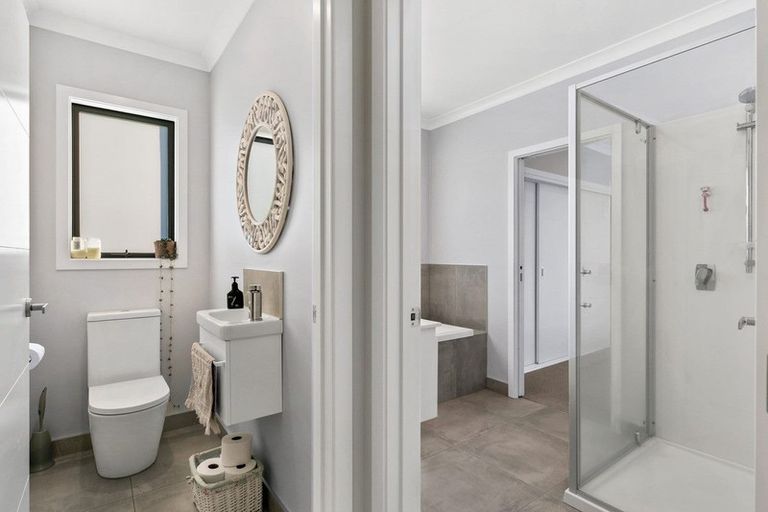 Photo of property in 1 Coolgardie Close, Papamoa, 3118