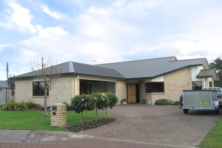 Photo of property in 19 Bouverie Crescent, Flagstaff, Hamilton, 3210