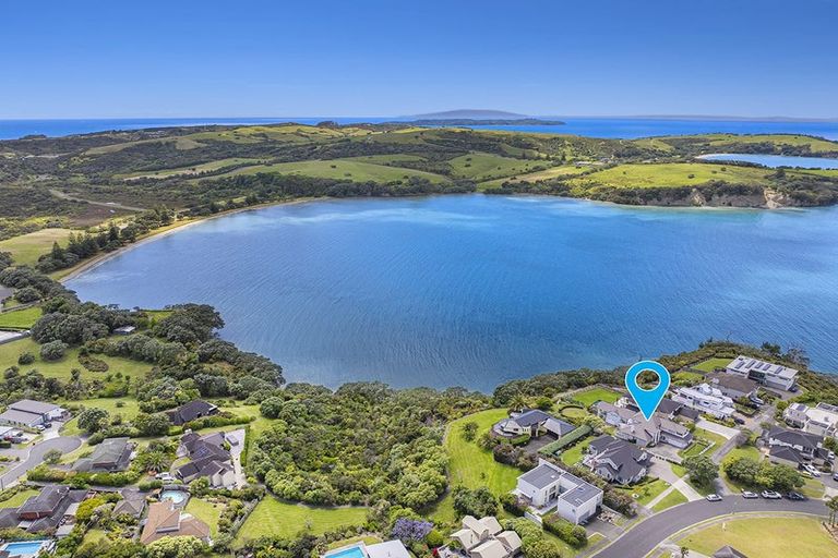 Photo of property in 27 Clansman Terrace, Gulf Harbour, Whangaparaoa, 0930