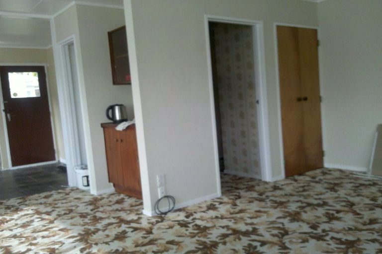 Photo of property in 46 Terry Crescent, Milson, Palmerston North, 4414