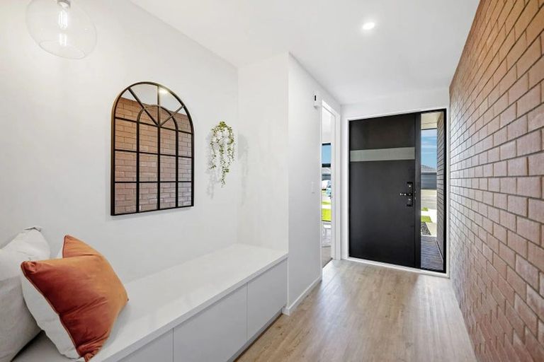 Photo of property in 15 Mcgarry Drive, Kaiapoi, 7630