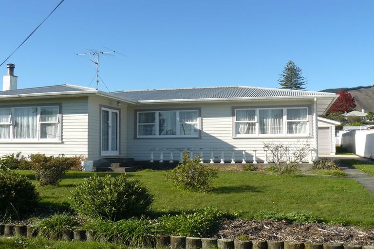 Photo of property in 6 Cautley Street, Richmond, 7020