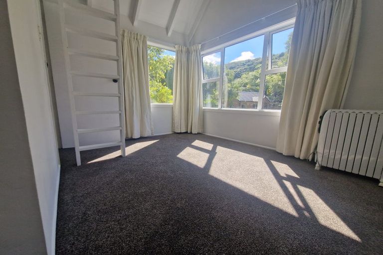 Photo of property in 56a Viewmont Drive, Harbour View, Lower Hutt, 5010